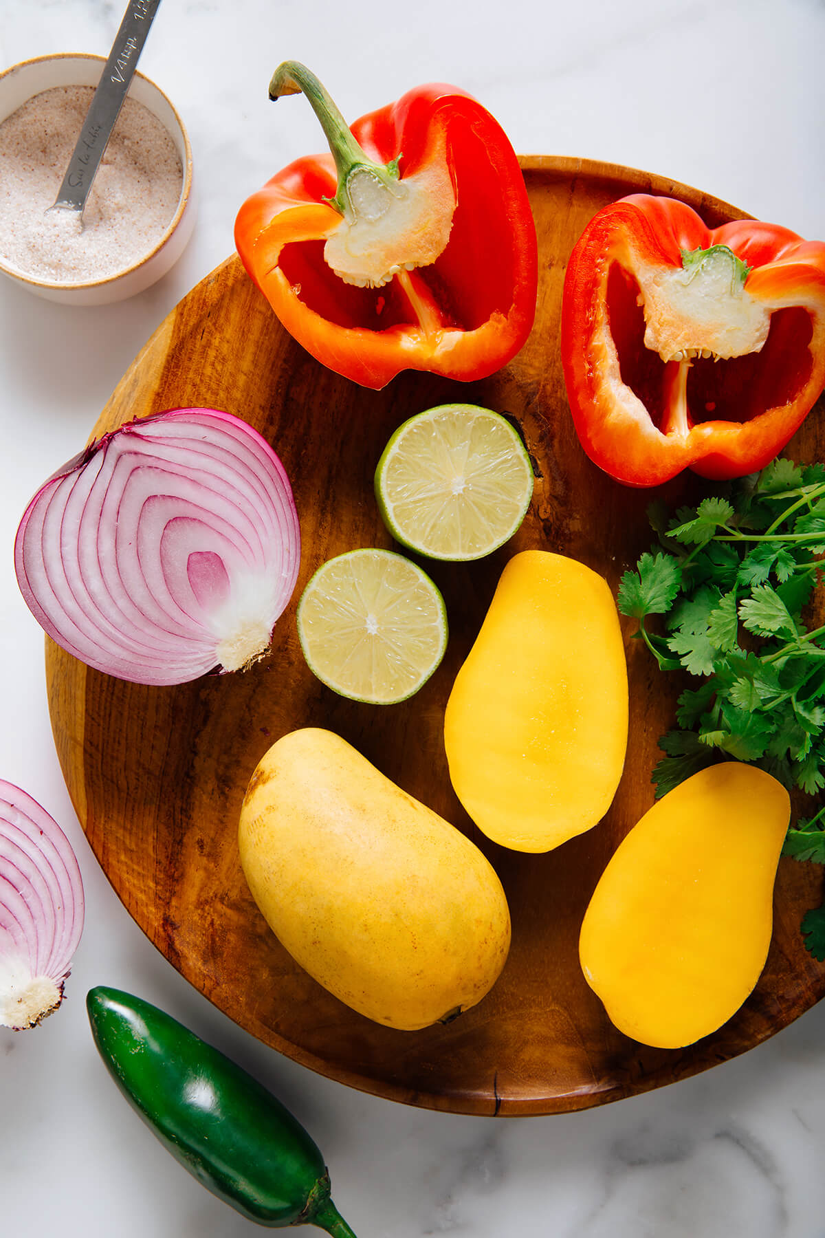 mango salsa ingredients